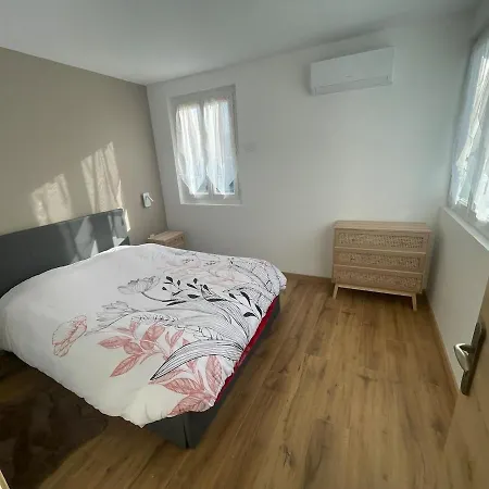 Au Calme Des Roseaux Villa
